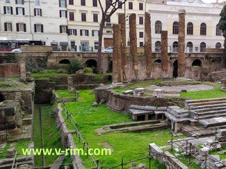 Древние храмы Рима на площади Арджентина
