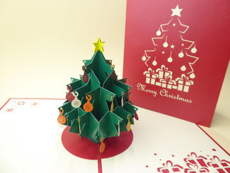 carte de voeux pop-up avec un grand sapin de Noël Joyeux Noël