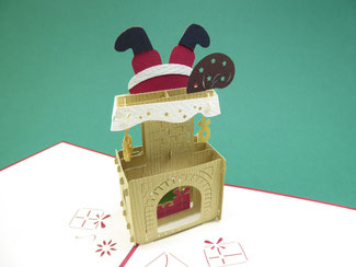 Carte pop-up de noël avec le père noël dans la cheminée