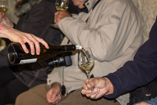 degustation-oenologique-vin-Touraine-cave-troglo-sortie-lieu-insolite-Rendez-Vous-dans-les-Vignes