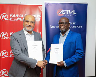 Sanjeev Gadhia (Astral Aviation) and Dick Murianki (Kenya Airways Cargo) at the signing. Image: Kenya Airways Cargo