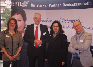 von links nach rechts: Ellen Weißenfels, Ralf Holtkötter, Renate Frohnhöfer, Thomas May