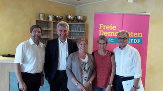 von links nach rechts: Jürgen Peter, Andreas Pinkwart, Ingrid Rumland, Ruth Hartmann, Helmut Klein