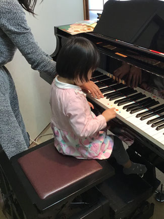 あまの音楽教室 ３歳児からのピアノ導入コース 北区滝野川 豊島区西巣鴨隣接 ピアノ リトミック 合唱レッスン
