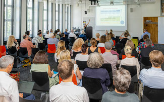 Présentation lors de la première réunion de réseau des cliniques intégratives.