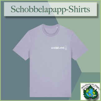 Lavendelfarbenes Schobbe-Shirt aus der Rhoihesse on Tour Kollektion mit weißem Schriftzug und Schoppenglas-Symbol – humorvolle Streetwear für Rheinhessen-Fans