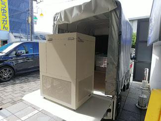 重量級の精密機器