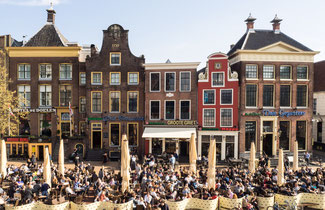 Bild: Beliebtester Platz bei den Studenten von Groningen der "Grote Markt"