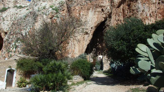 Grotta Mangiapane a Custonaci