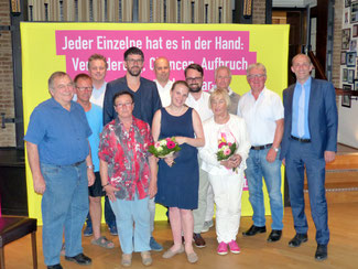 vlnr: H.Runkel, G.Schiffers (Schriftführer), Prof. Dr. J.Koop, I.Runkel (2. Vors.), L.Alsbach (2. Vors.), J.Pillipsenberg, T.Lippemeier (1. Vors.), F.Lippemeier, M.Vögele, F.Reinhardt, G.Jung und Kreisvors. A.Buda