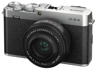 disponibile la nuova Fujifilm X-T4