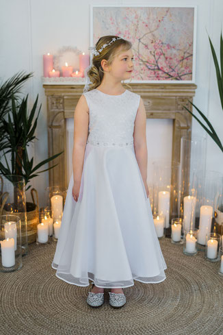 Lotte_Kommunionkleid_Spitze_Strass_weiß_lang_