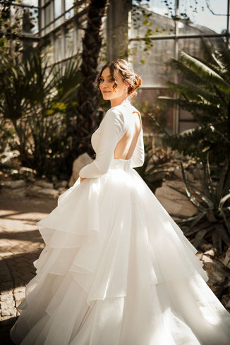 gebrauchtes Brautkleid aus Spitze in ivory