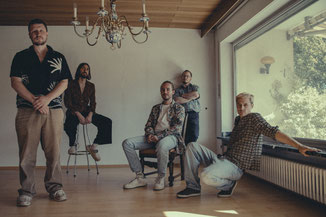 Dein Ernst | Bandfoto quer 1