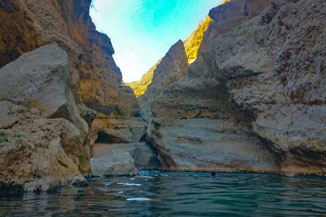 Oman, Arabien, Die Traumreiser, Wadi Shab, Oase, Fluss