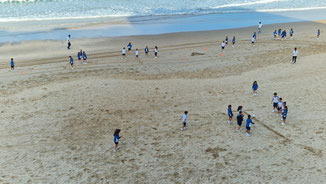 Sportunterricht direkt am Strand - cool!