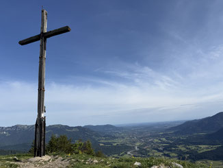 Gipfelkreuz auf 1428m)