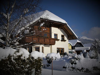 Einfamilienhaus Esl im Winter, Bildrechte: Familie Esl