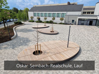 Podeste - Oskar-Sembach-Realschule in Lauf an der Pegnitz