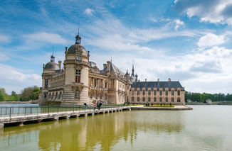 Chateau de Chantilly proche gite Les Merles OIse