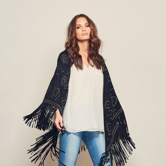 BLACK RUBY SUEDE SHAWL WITH FRINGES AND SILVER STUDS