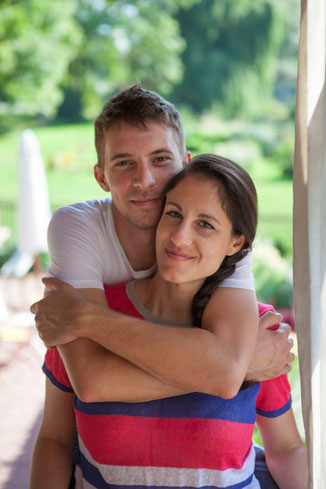 Engagement Shooting in Unterfranken Portraits im Grünen