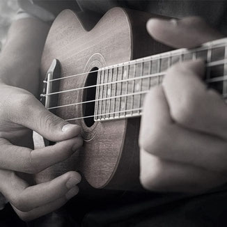 corsi di ukulele a carmagnola torino scuola di musica yam