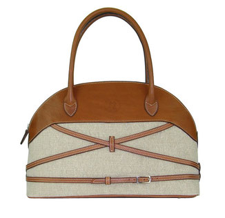 maroquinerie française, sac à main artisanal, luxe, sac fabrication française, sac haut de gamme, made in France, sac fait main, cuir et lin, créateur, sac haut de gamme, artisan du cuir, sac à main fabrication artisanale