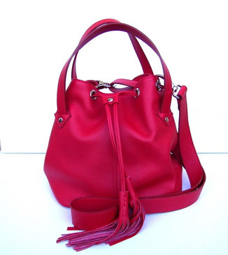 sac bourse en cuir rouge fabriqué en France par un artisan maroquinier