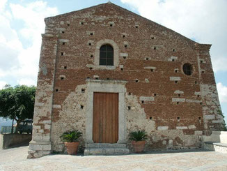 Chiesa della Madonna della Catena: facciata lato nord