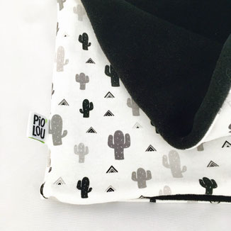 Snood enfant noir et blanc cactus