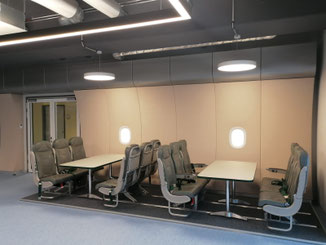 Flugzeugwand Cafeteria Böttcher AG Jena Gränz Innenausbau -Tischlerei Weimar