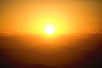 Sonne, orange gelber Himmel | Link: Healing