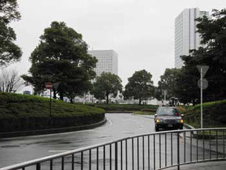 桜木町駅前広場