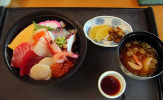 海鮮丼