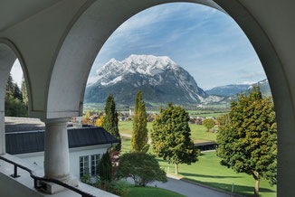 Doppelzimmer Ausblick Grimming - Hochzeit im Schloss Pichlarn © Richard Schabetsberger