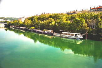 über die Rhone - mitten in Lyon