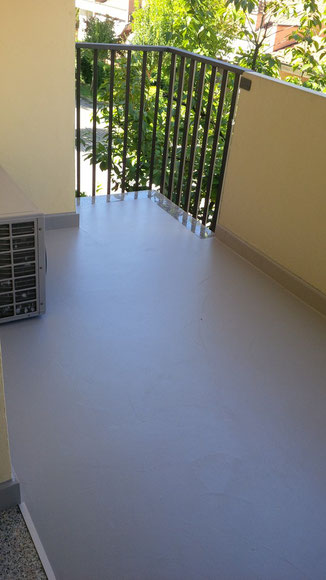 Impermeabilizzazione balconi emilresina pavimenti e allestimenti ... Pavimenti in resina reggio emilia