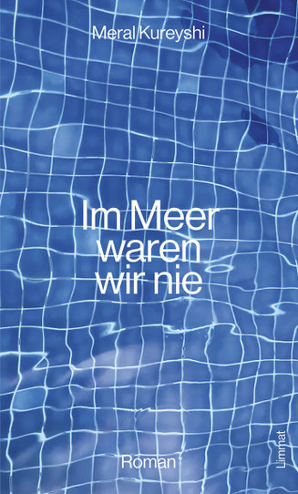 Auf dem Cover von "Im Meer waren wir nie" sieht man den Grund eines Swimmingpools.