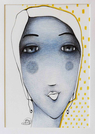 portrait de femme réalisée aux crayons de couleur avec une dominante de couleur bleu et des motifs géométrique jaunes