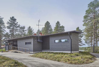 Holzhaus - Massivholzhaus mit Pultdach - Nachwachsender Baustoff - Holzhäuser individuell und nach Ihren Wünschen aus Finnland - Massive Blockhäuser zum Wohnen aus CO2-neutralem Baustoff Holz ohne Plastikhülle