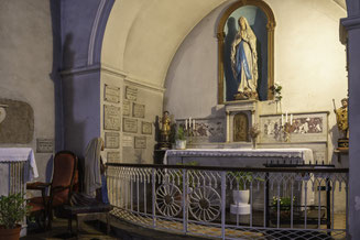 Bild: Seitenaltar in der Église Saint-Pierre in Salernes