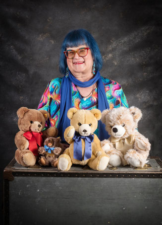 Kreatives Portrait Fotoshooting mit Teddybären im Fotostudio in Stuttgart.