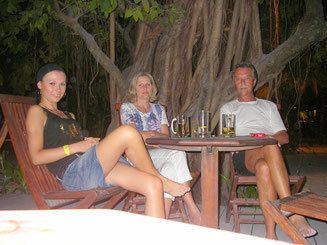 gemütlicher Abend am Strand