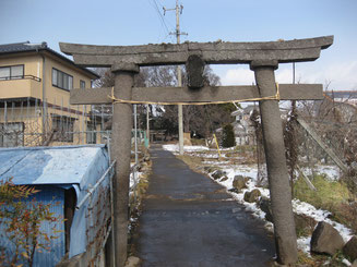 滋野神社（海善寺）の第一の鳥居