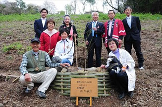 今年は春に知事の植樹もありました