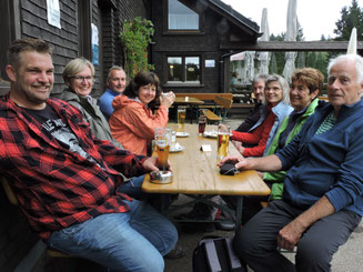 In gemütlicher Runde am Alperlebnispfad...... hatten wir doch verdient!