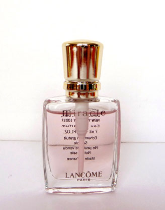 MIRACLE - EAU DE PARFUM 7 ML : RECTO - MINIATURE OFFERTE SANS  BOÎTE EN PARFUMERIE