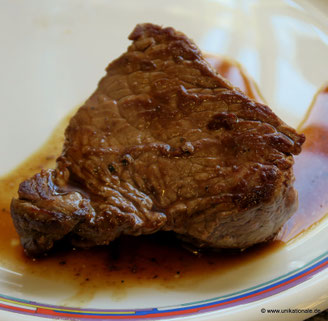 Steak auf dem Teller