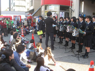 横浜清風高校吹奏学部演奏風景